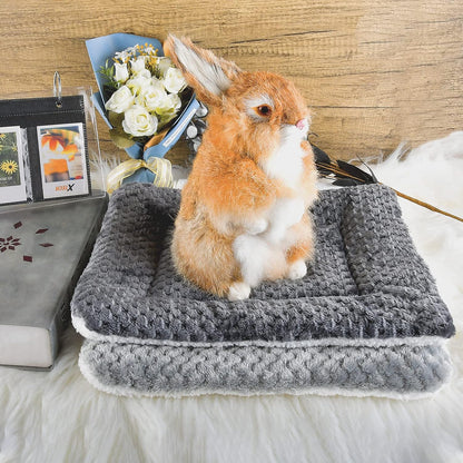 Small Animal Bed Mat, Soft & Warm, Suitable for Guinea Pig, Hamster, Rabbit, Rat and Bearded Dragon (X-Large(13.3''X9.4''), Star Grey)6