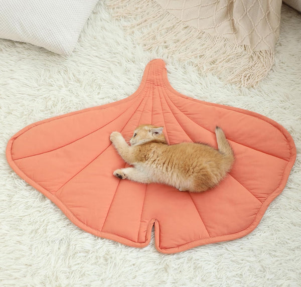 Letalong 31 X 25 Inch Leaf Shaped Cotton Cat Bed Pad, Warming Cat Mat, Pet Warming Pad for Cats, Warmer Mat for Feral and Indoor Cats, 2025 Enlarged and Thickened Leaf Beds5