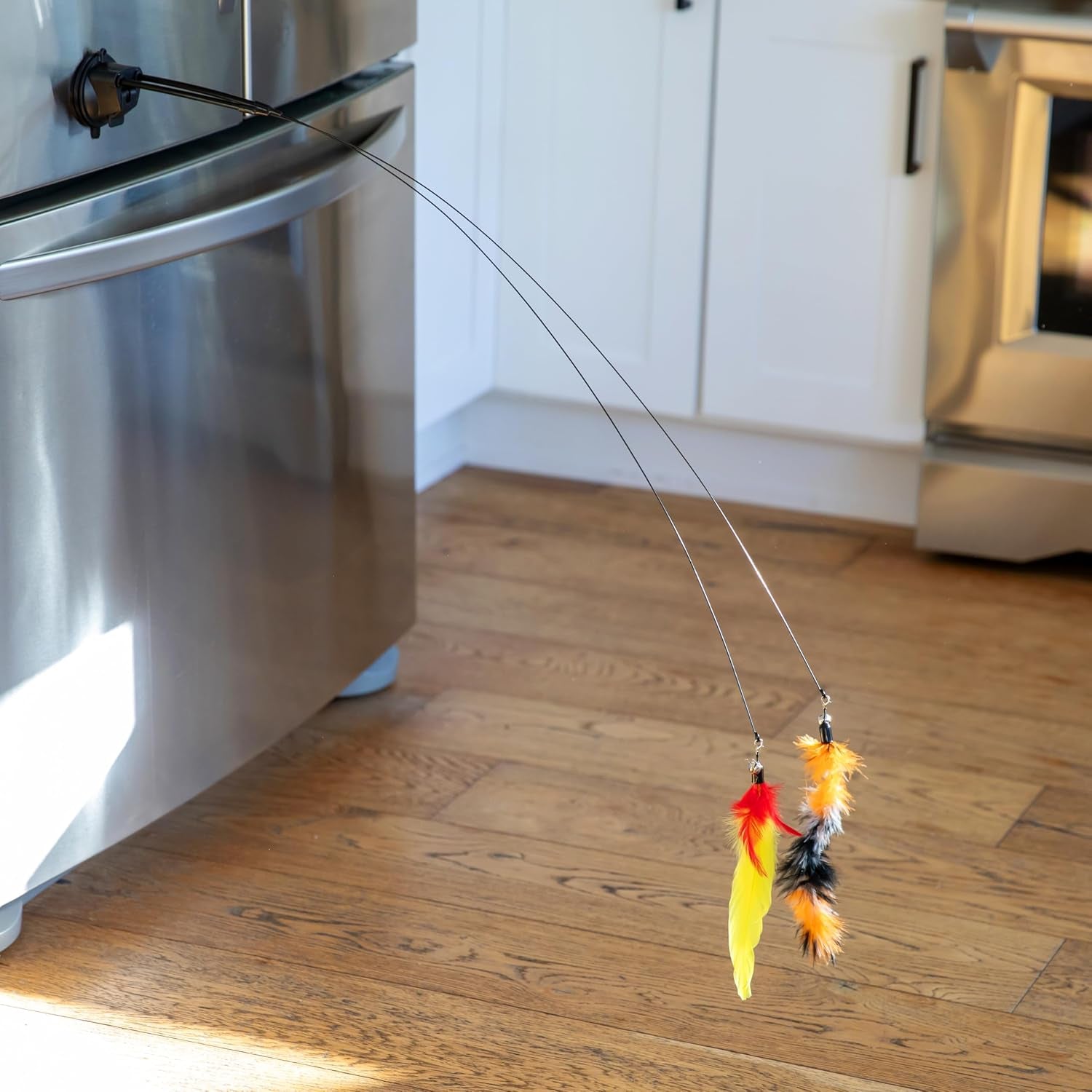 2-cat-toy-9-feather-lures-interactive-cat-toys-for-indoor-cats-interactive-kiteen-toys-enrichments-for-boared-indoor-adult-cats-kittens-suction-cup-juguetes-para-gatos-teaser-feather-wand