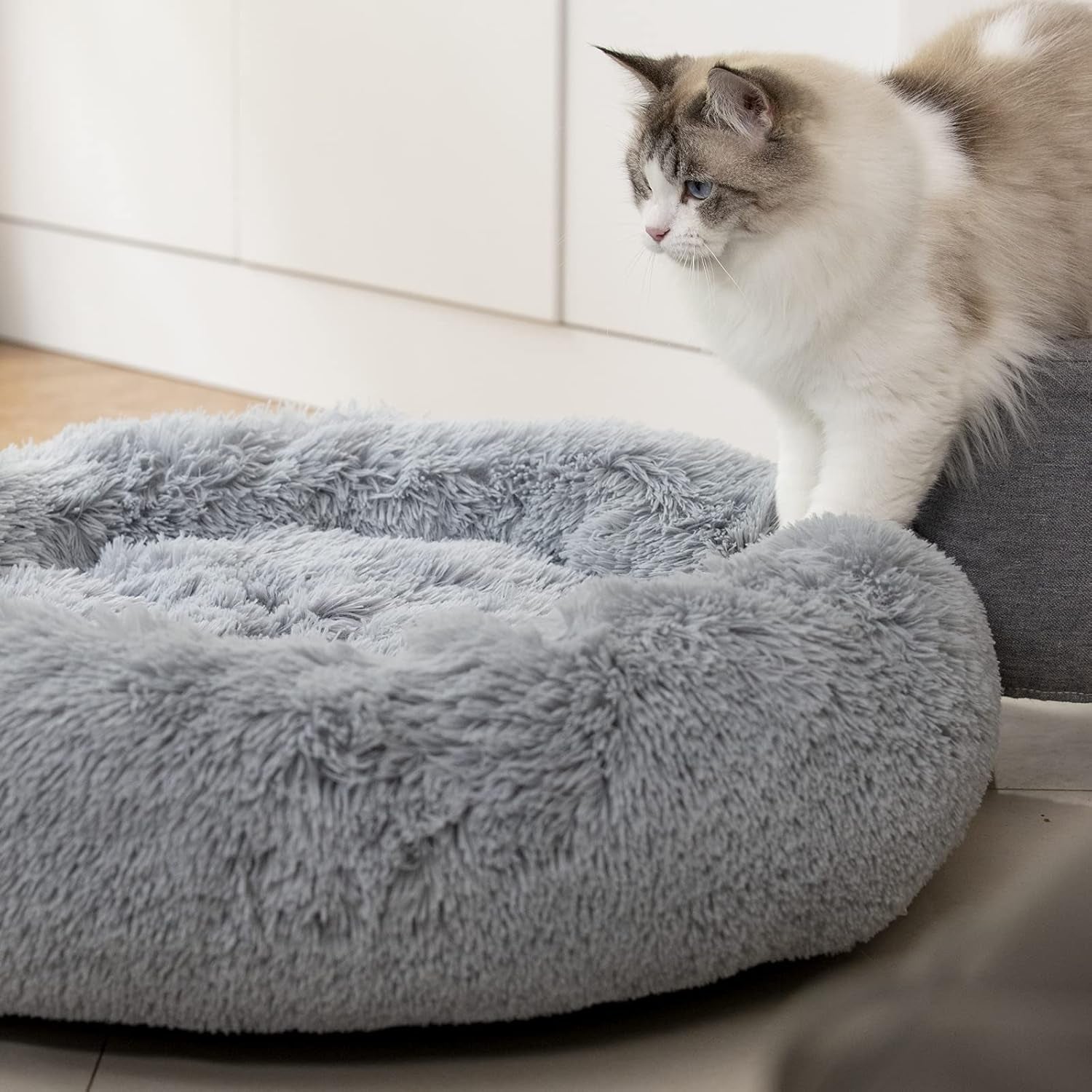 anti-anxiety-round-fluffy-plush-faux-fur-warm-washable-dog-bed-cat-bed-original-bed-for-small-medium-large-pets-used-to-relieve-joints-and-improve-sleep-20-24-27-24-light-grey