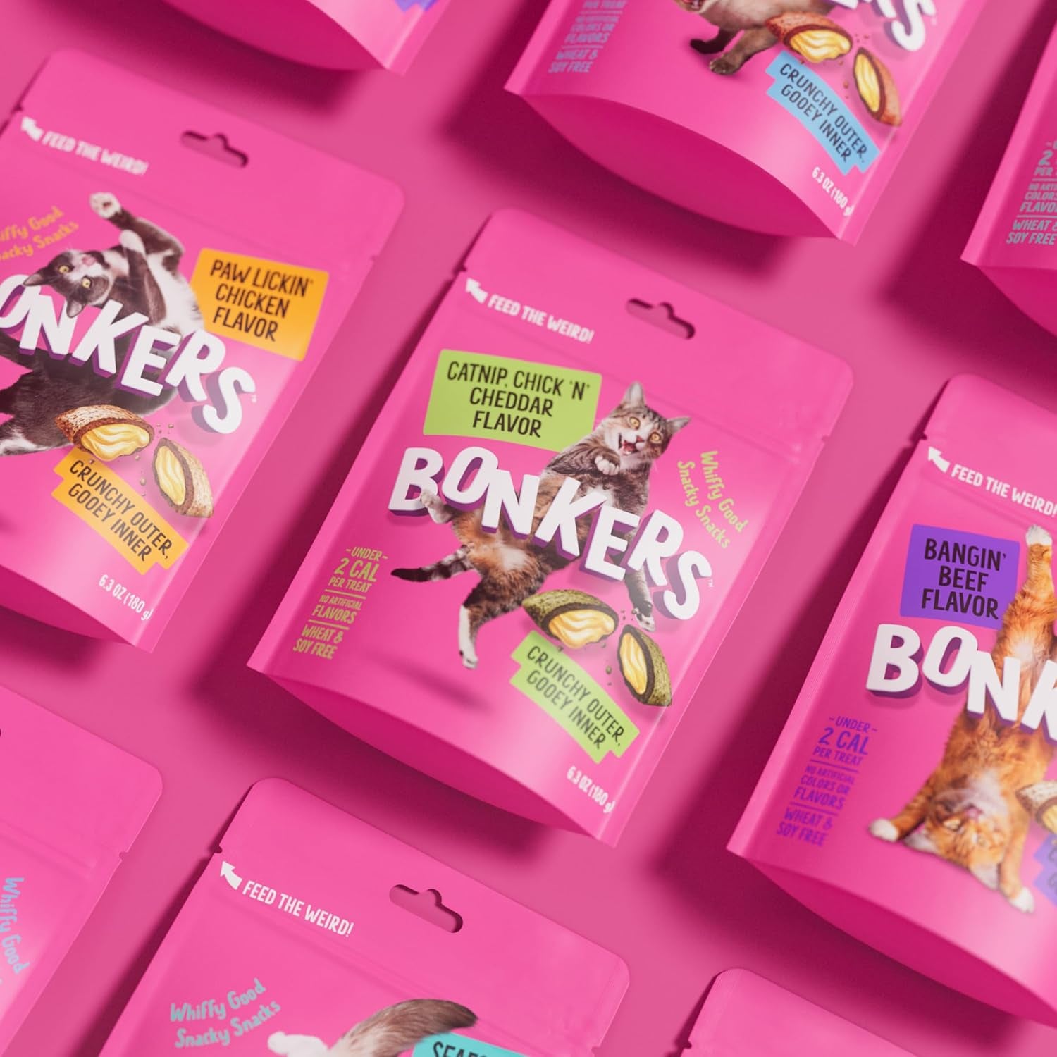bonkers-bites-paw-lickin-grain-free-chicken-crunchy-cat-treats-30-oz-tub
