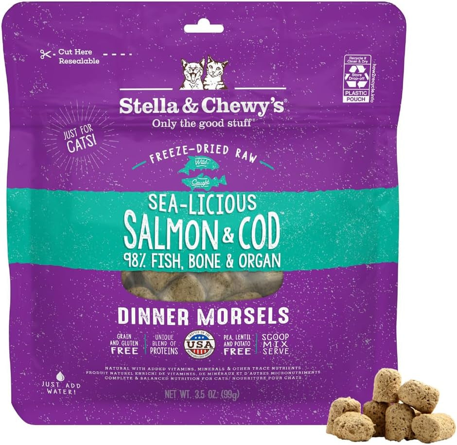 stella-chewys-freeze-dried-raw-cat-dinner-morsels-premium-chicken-recipe-with-98-cage-free-meat-organs-natural-grain-free-cat-kitten-food-made-in-usa-3-5-oz