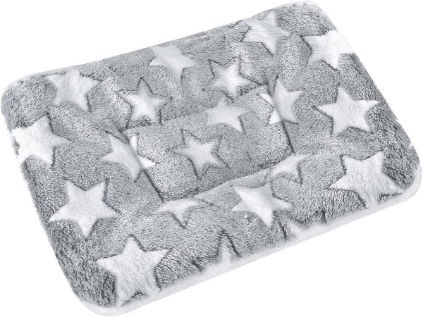 Small Animal Bed Mat, Soft & Warm, Suitable for Guinea Pig, Hamster, Rabbit, Rat and Bearded Dragon (X-Large(13.3''X9.4''), Star Grey)1