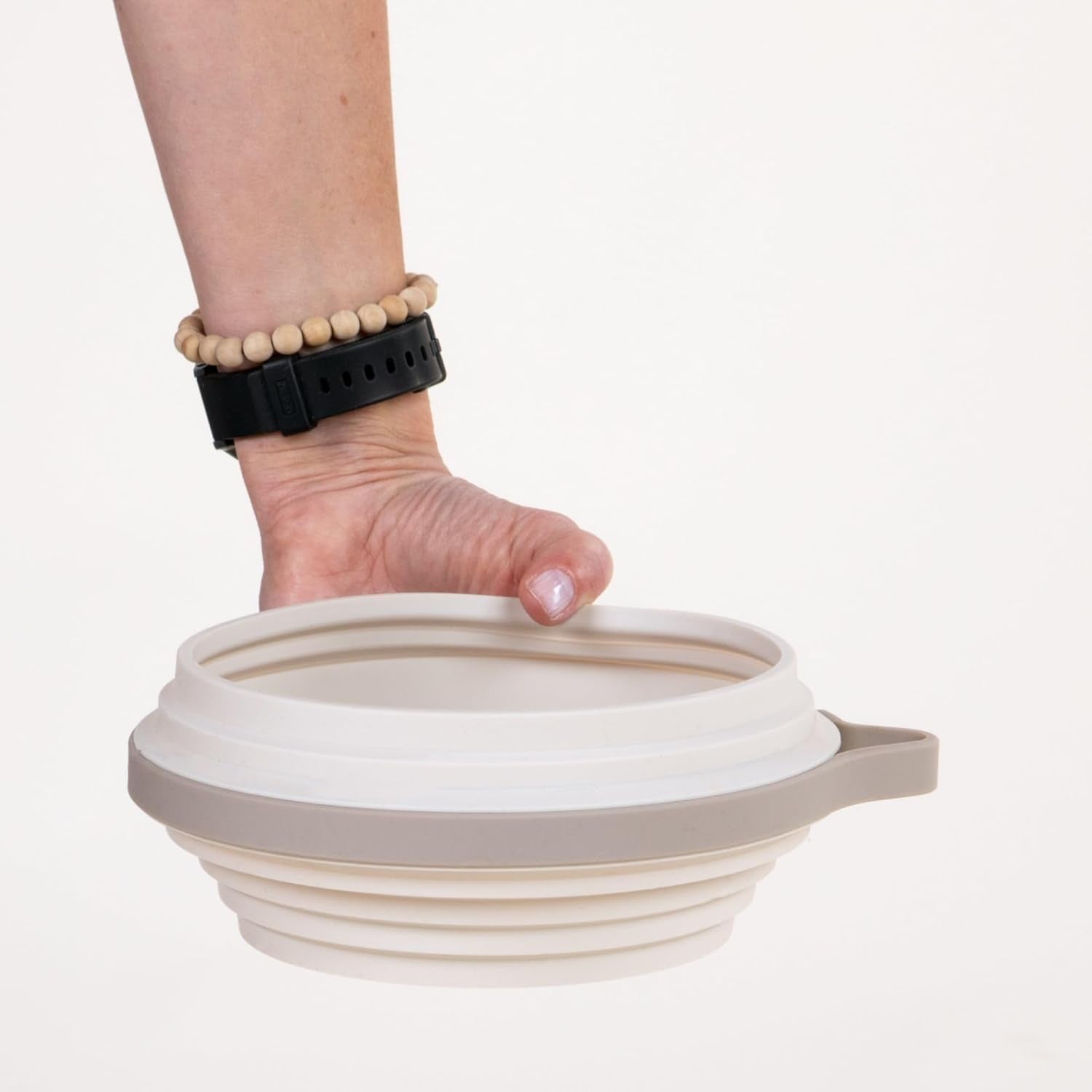 cleverpup-nomad-large-collapsible-travel-dog-bowl-4-cup-bpa-free-silicone-for-medium-large-dogs-portable-food-water-dishwasher-safe-sand