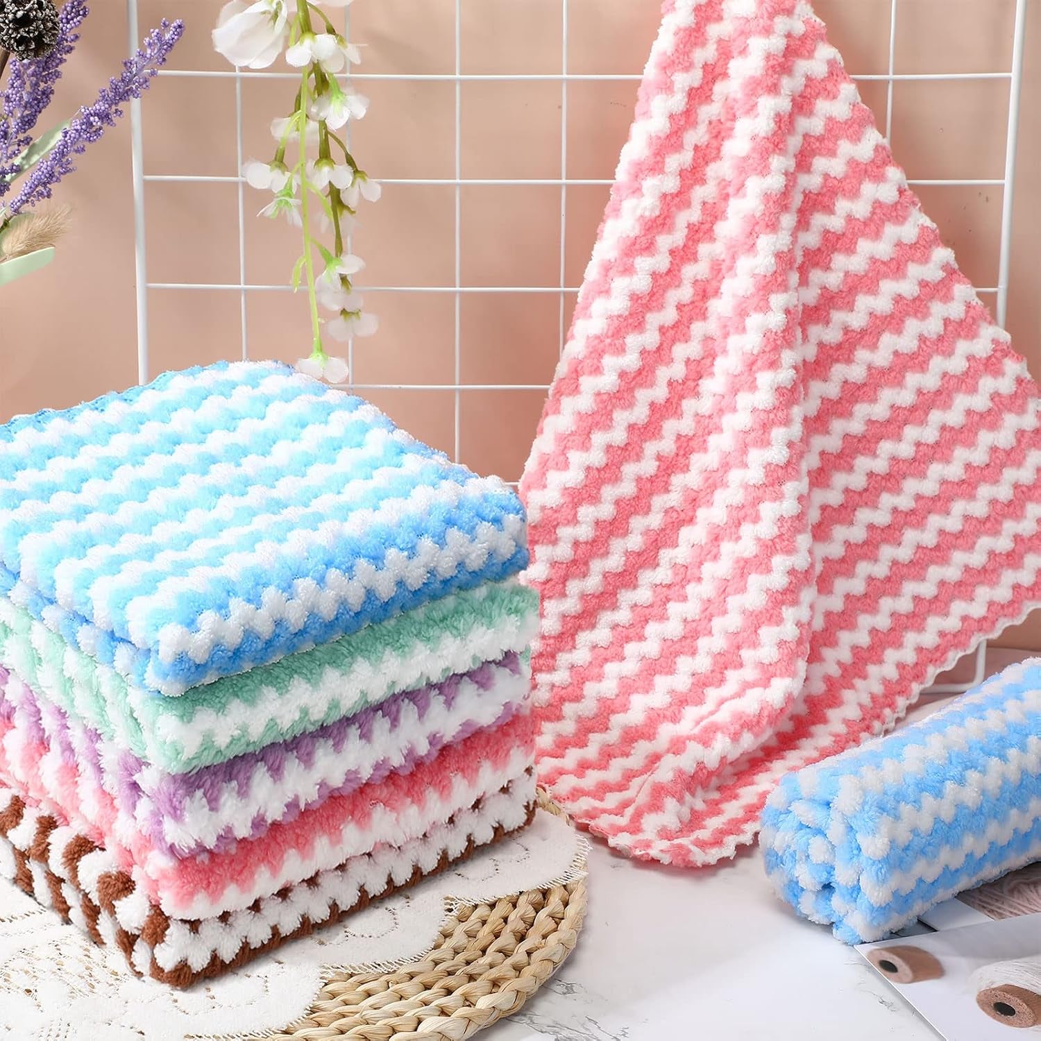 moukeren-20pcs-guinea-pig-fleece-bedding-blankets-bulk-washable-small-animal-fleece-cage-liners-pet-wash-cloth-sleeping-mat-cover-for-hamster-chinchilla-rabbit-hedgehogmulticolor-12-x-12-inch