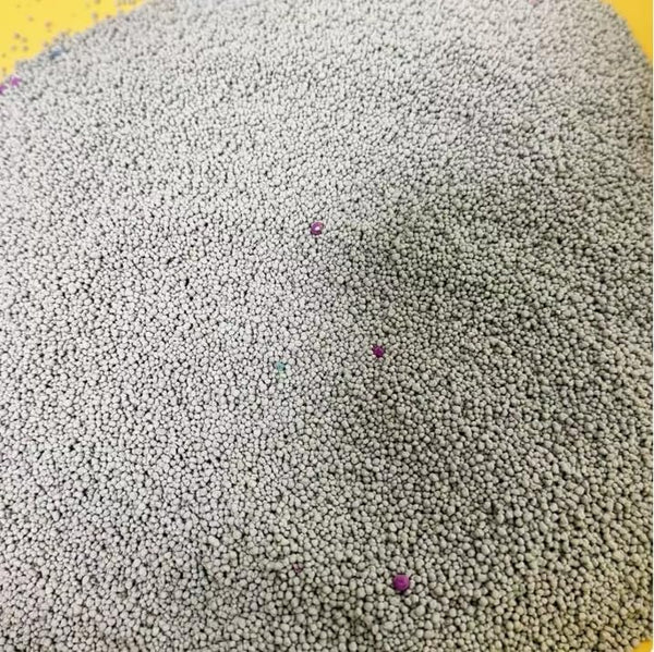 Bentonite Deodorizing Agglomerated Low-Dust Cat Litter (Packed in Self-Sealing Bags, 5Kg)1
