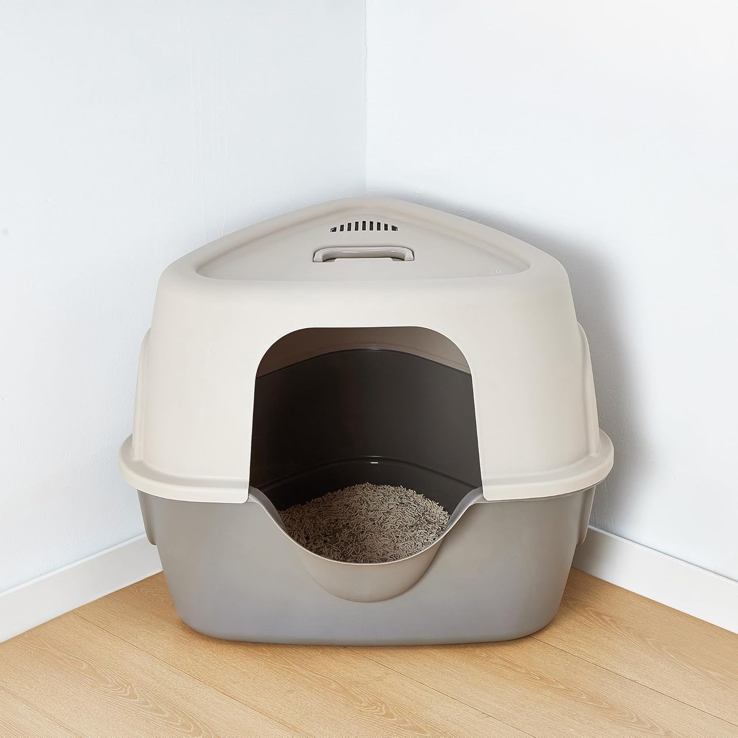 amazon-basics-cat-litter-box-with-lid-no-mess-spacious-enclosed-design-with-odor-control-easy-access-stain-resistant-26-x-23-x-20-charcoal