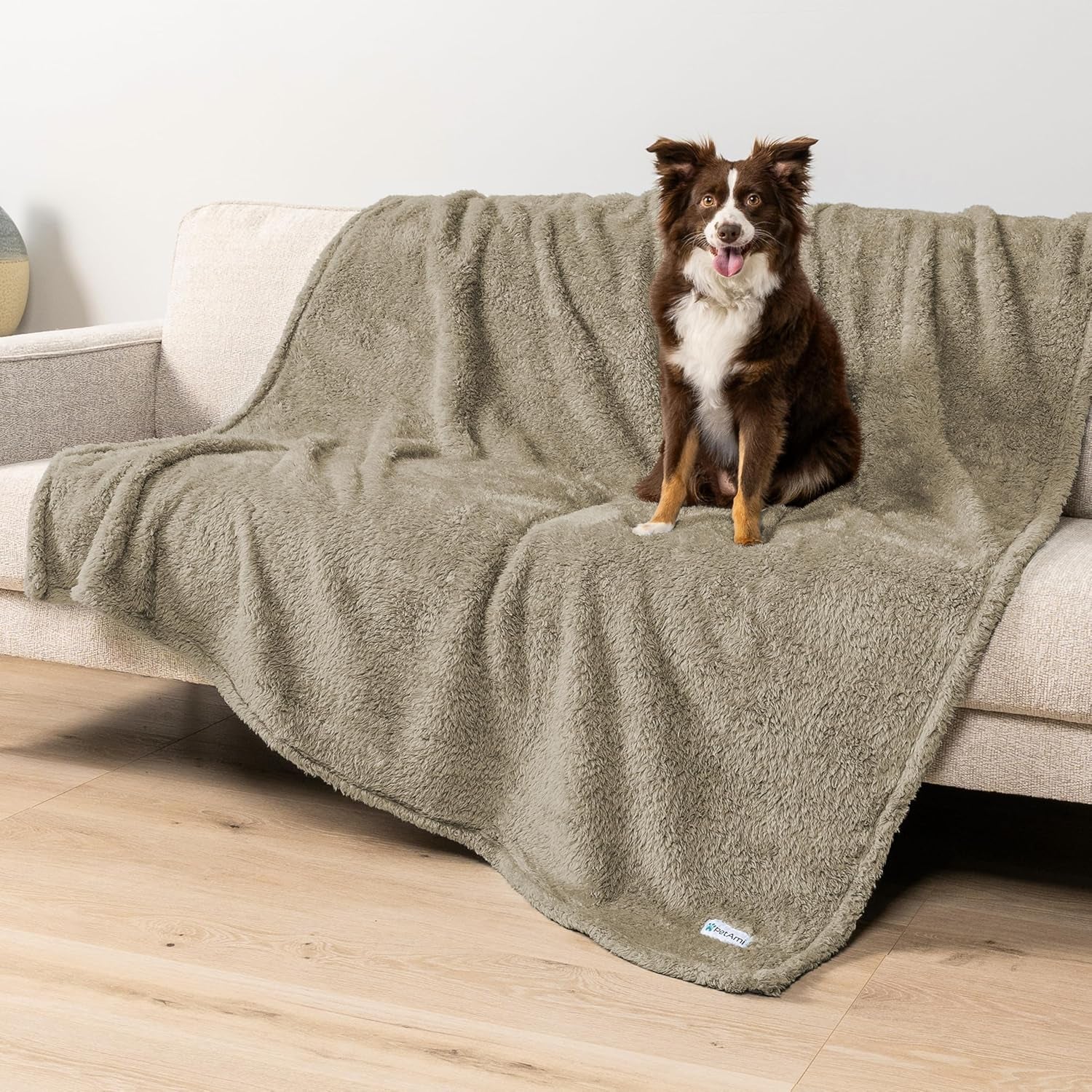petami-fluffy-waterproof-dog-blanket-for-couch-and-bed-reversible-sherpa-pet-throw-pee-proof-furniture-protector-sofa-cover-washable-cat-blanket-for-medium-large-dogs-and-cats-taupe-camel-60x80