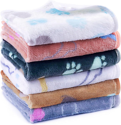 Yedsintu 6 Pcs Absorbent Guinea Pig Blankets Washable Small Animal Fleece Bedding Cage Liners Reusable Pet Pee Pad Sleep Mat Pad Cover for Hamster Ferret Rabbit Chinchilla Hedgehog (16"X24")12