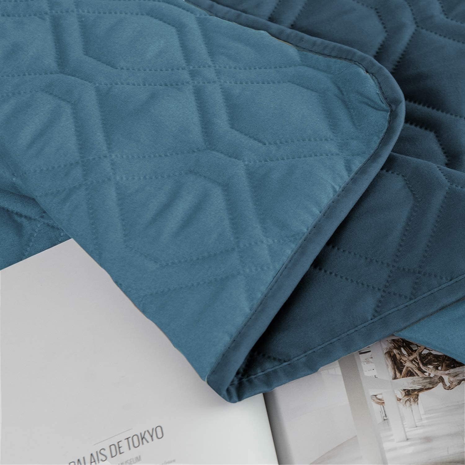 ameritex-waterproof-dog-bed-cover-pet-blanket-for-furniture-bed-couch-sofa-reversible-52-x-82-inches