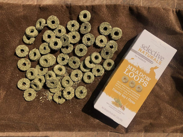 Supreme Petfoods 3 Pack of Selective Naturals Meadow Loops, 2.8 Ounces Each, with Timothy Hay and Thyme2