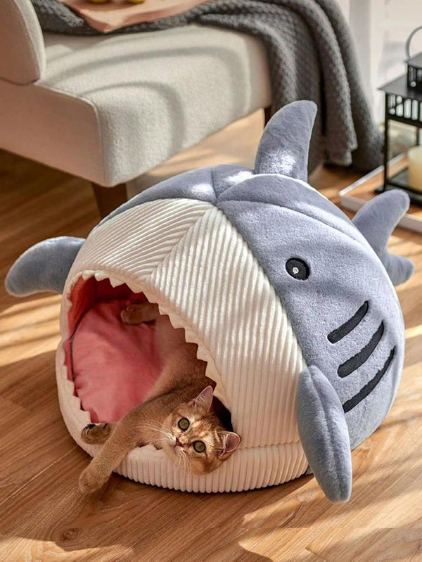 QWINEE Cat Mat Shark-Shaped Kennel Kitten Bed Hideout House Warm Soft Comfortable Semi-Closed Cat Dog Nest Blue S5