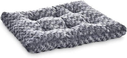Amazon Basics Washable Cat and Dog Bed and Crate Pad, Indoor, Easy to Clean, 23" X 18" X 2.5", Gray9