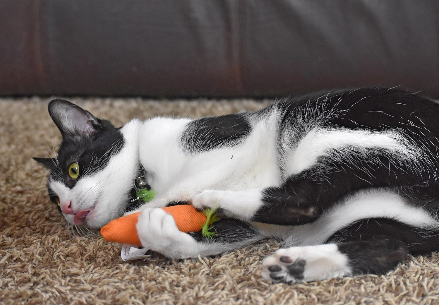ourpets-100-percent-north-american-catnip-filled-carrot-cat-toy-24-karat