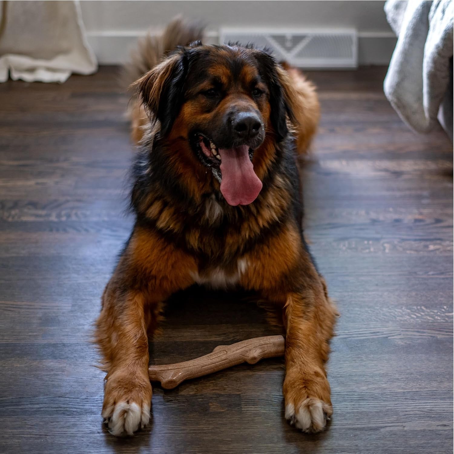 pupstages-super-dogwood-dog-chew-toy-made-in-the-usa-real-wood-blend-naturalwood-flavor-texture-moderate-chewers-large-11