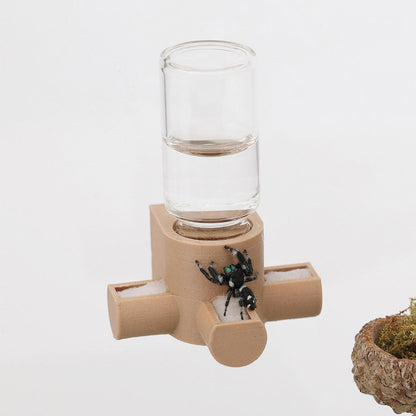 Jumping Spider Water Dispenser, Magnetic Hanging Feeder,Suitable for Jumping Spiders,Tarantulas, Praying Mantises,Arboreal Animals, and Other Small Animal Enclosure Accessories,5Ml (Wooden)1