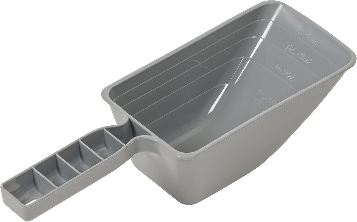 amazon-basics-airtight-pet-food-storage-container-with-scoop-bpa-free-removable-wheels-69-qt-gray