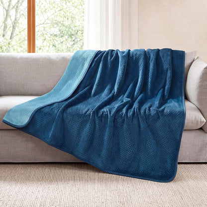 Luciphia Waterproof Blanket for Large Dog Ultra-Soft & Calming Pet Throw Reversible Warm Fleece Durable Furniture Crate Couch Bed Cover Protector Machine Washable Leakproof Beige L (65''X57'')17