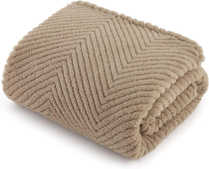 Bedsure Dog Blanket for Small Dogs Puppy Cats with Soft Fleece 25X35 White | 300GSM Fuzzy Jacquard Doggy Kitten Blanket Washable for Crate Cage, Pet Bed, Indoor Cats, Puppy Essentials, Cute Dog Gift19