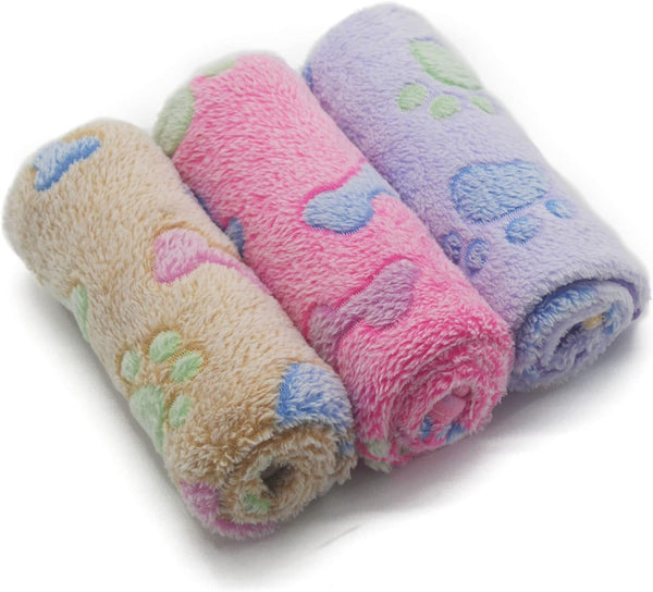 1 Pack 3 Puppy Blankets Super Soft Warm Sleep Mat Grey Cute Print Blanket Fluffy Fleece Pet Blanket Flannel Throw Dog Blankets for Small Dogs Puppy Dogs Fluffy Cats,Bone-Small(23"X15")17